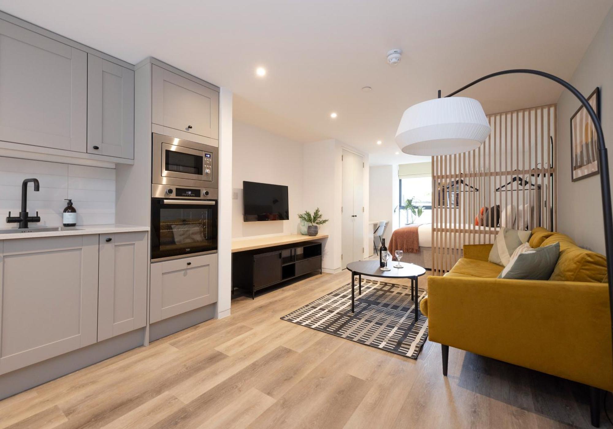 Charming Studios Near Holyrood Park & Calton Hill 에든버러 객실 사진