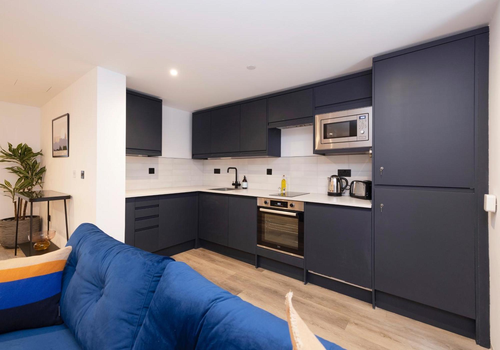 Charming Studios Near Holyrood Park & Calton Hill 에든버러 객실 사진